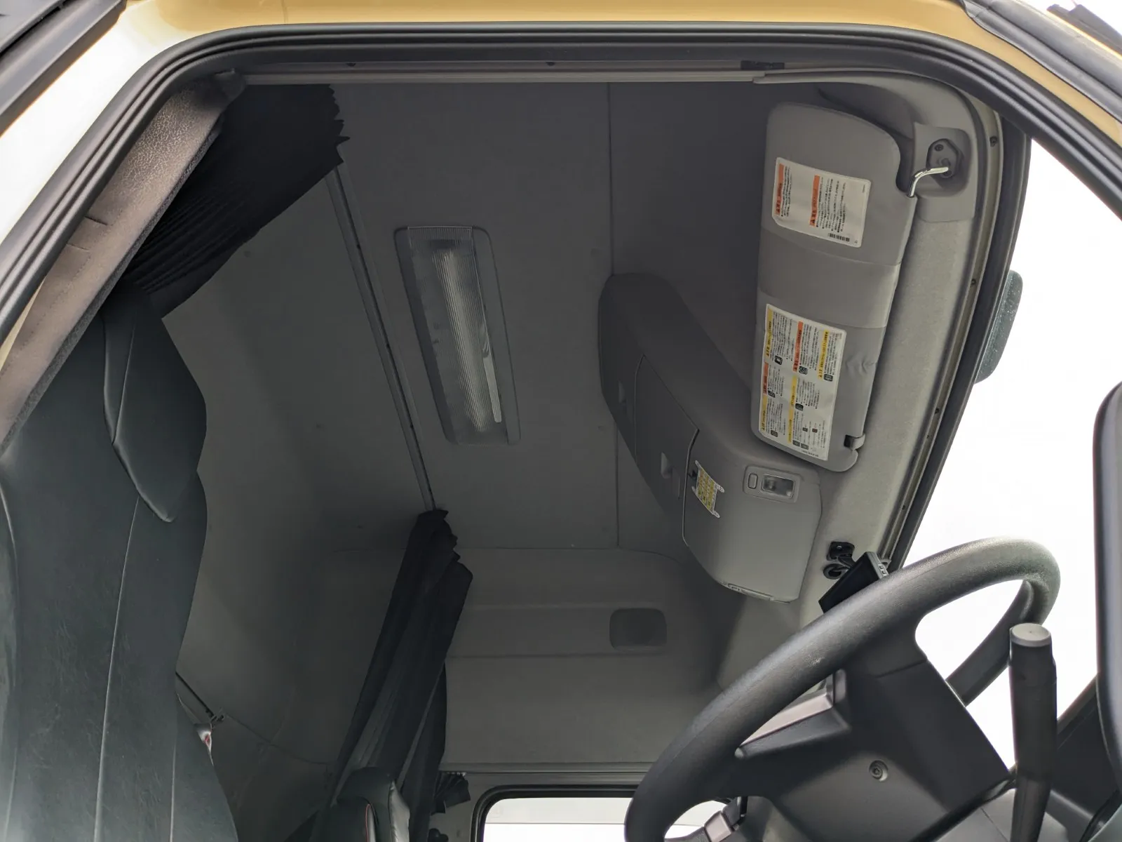 vehicle_image_202607301609599APJqMziSP.webp