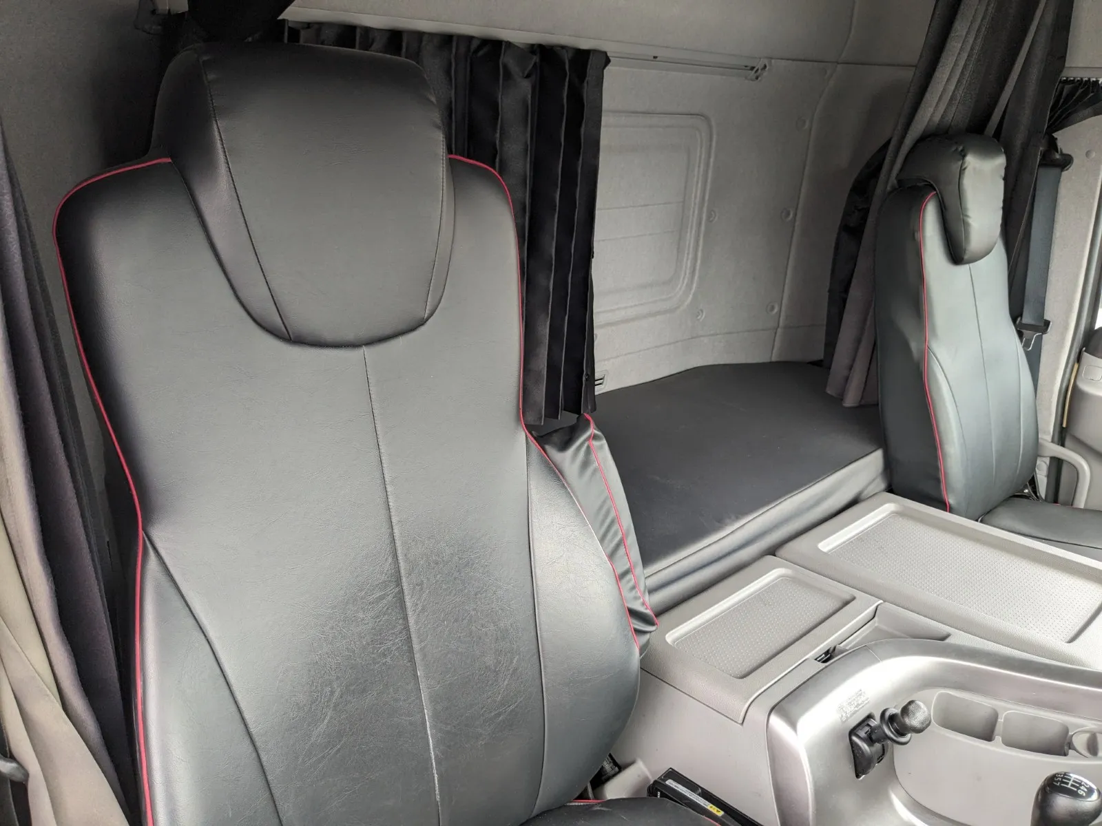 vehicle_image_20260730161000FGBp14a318.webp