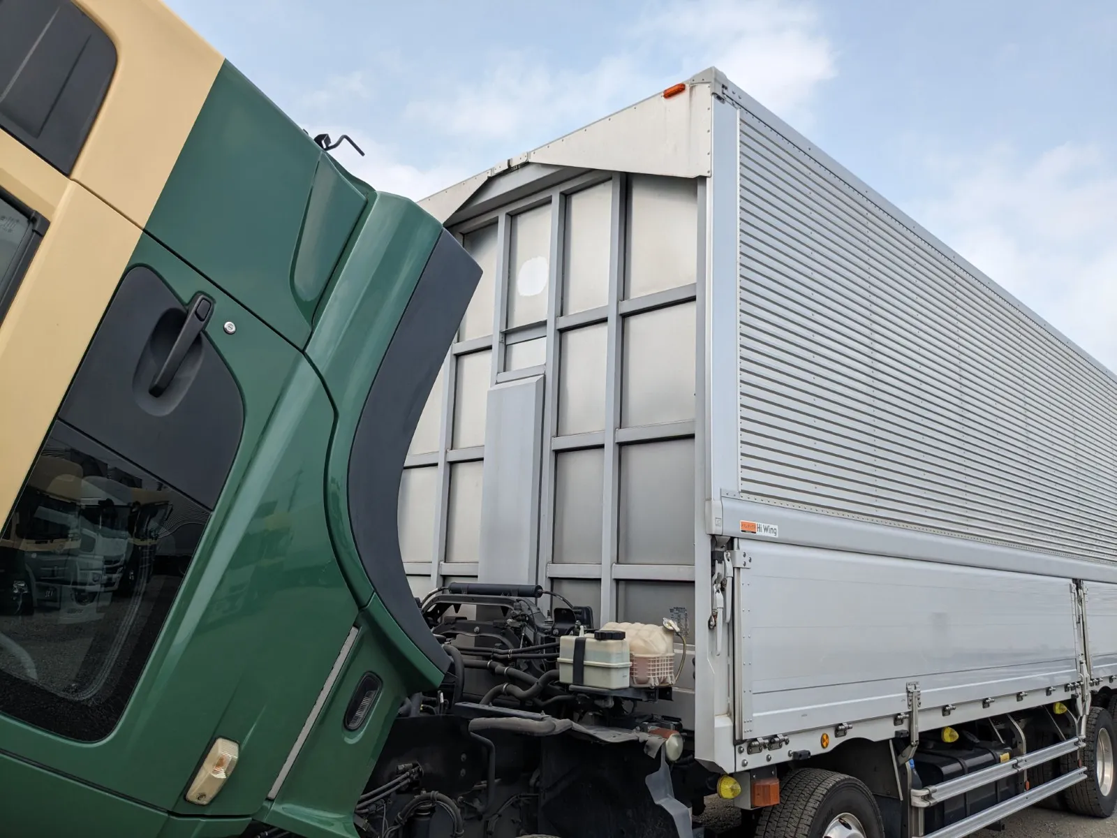 vehicle_image_20260730161002TCVkF2w6bp.webp