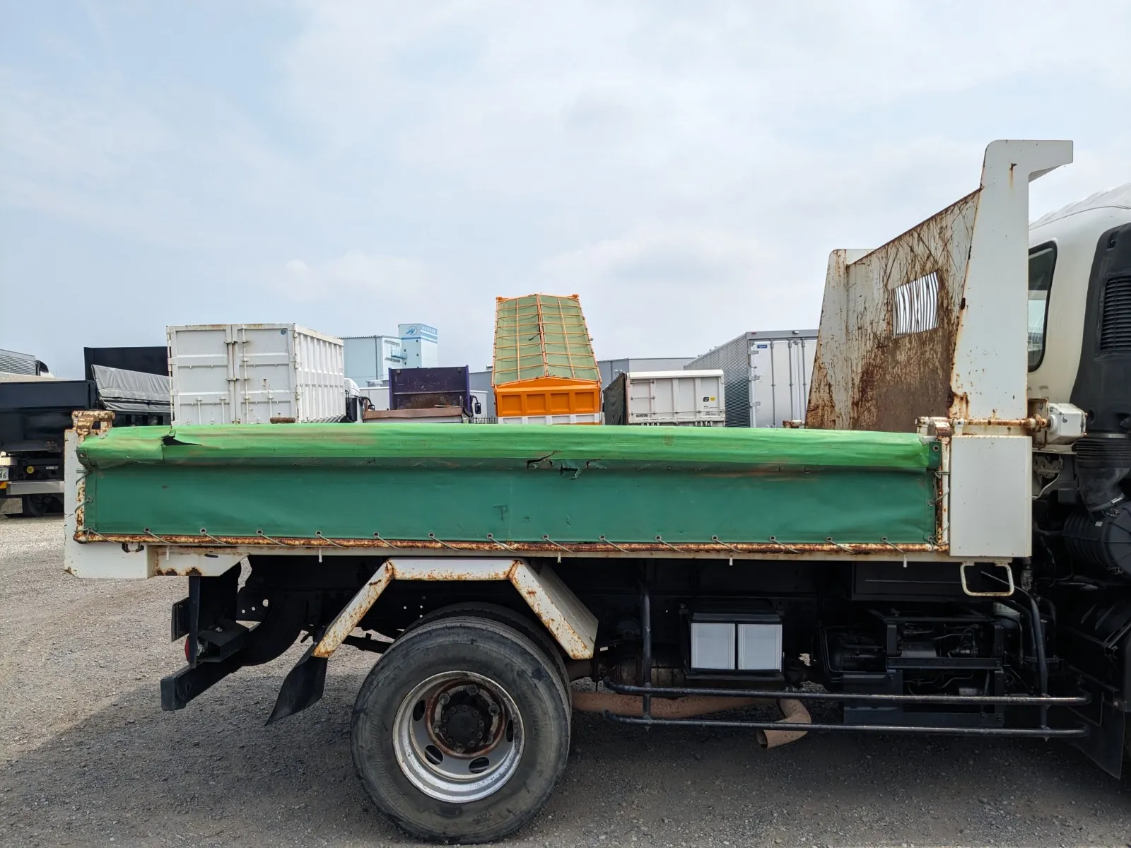 vehicle_image_20260723113540dWzIxAD6fo.webp