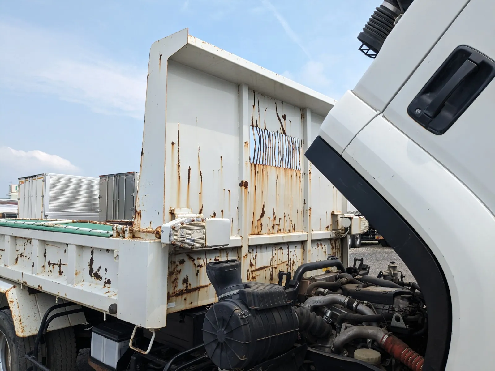 vehicle_image_20260723113547kLtKF3KkOm.webp