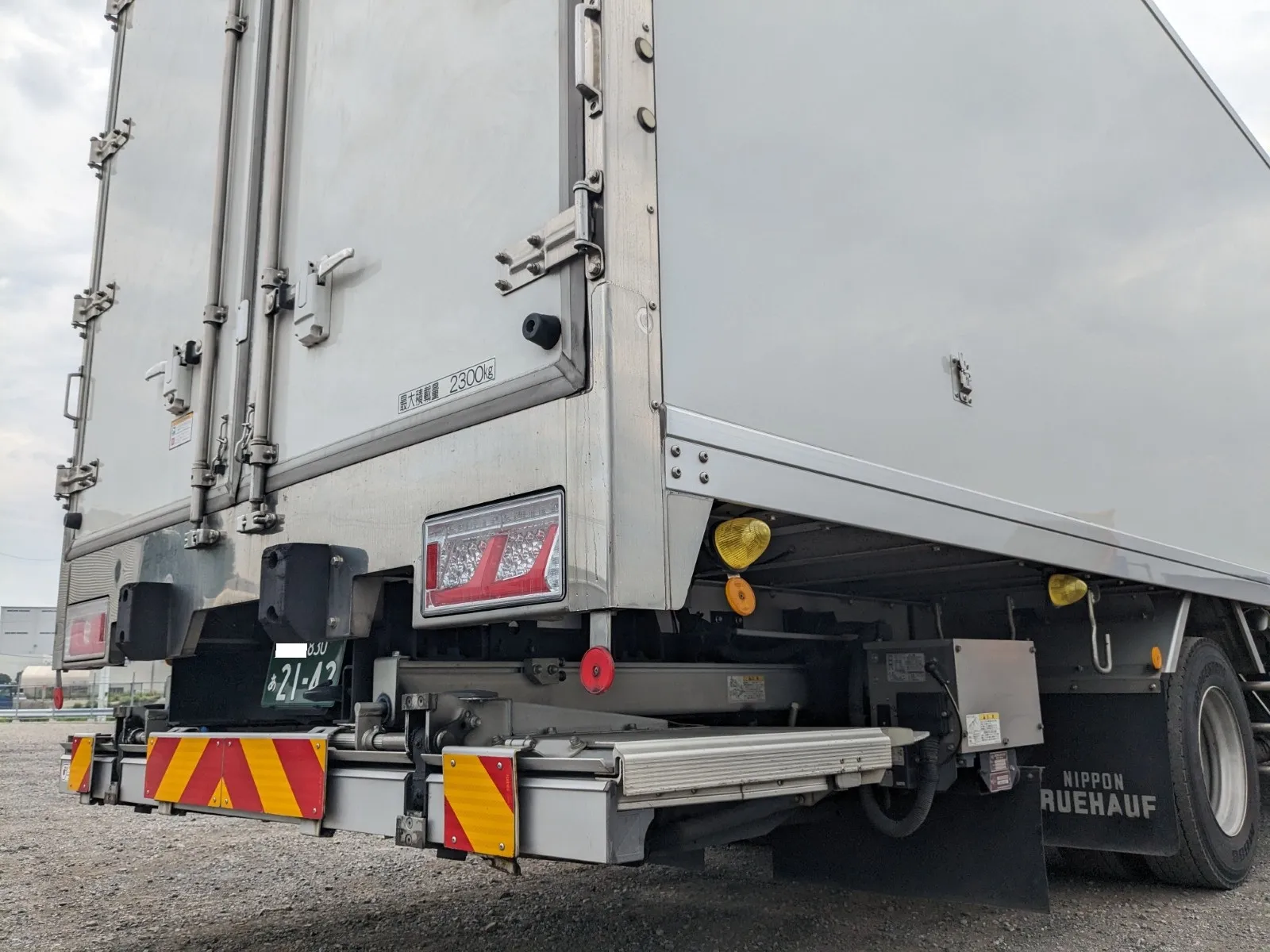 vehicle_image_20260716090046ftA4ckaknC.webp