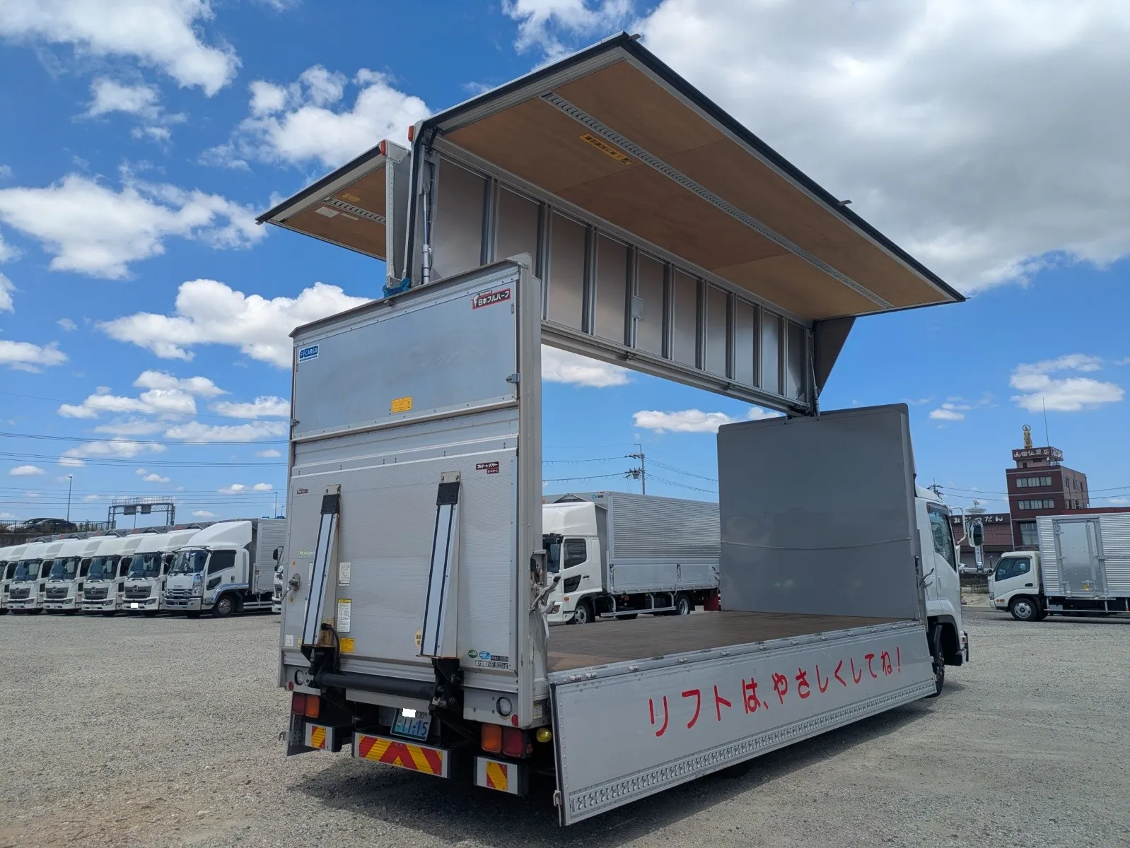 vehicle_image_20260806095051IJuZFrh1Si.webp