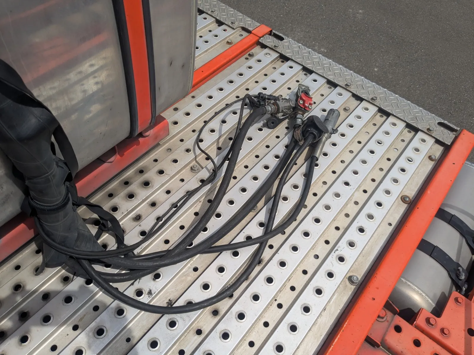 vehicle_image_20260716111043YXRg9FsEGl.webp