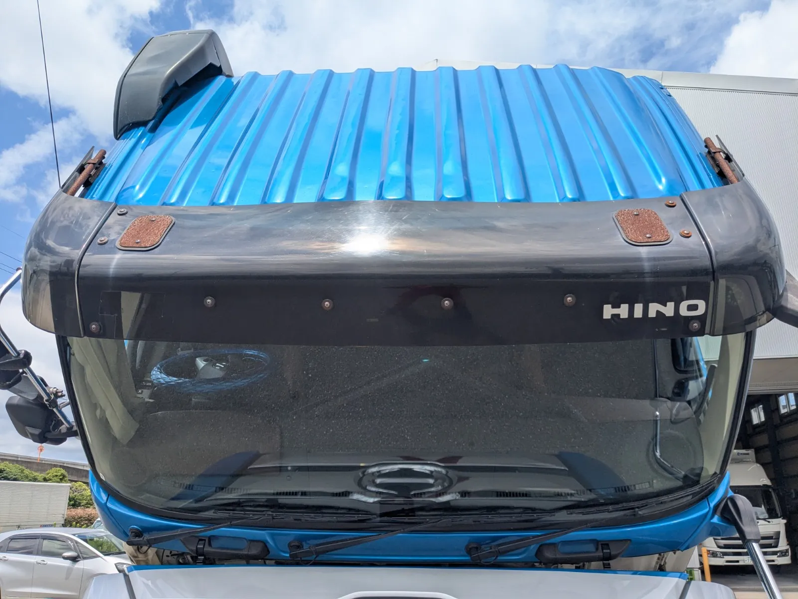 vehicle_image_20260716111051jUkPuGLLiV.webp