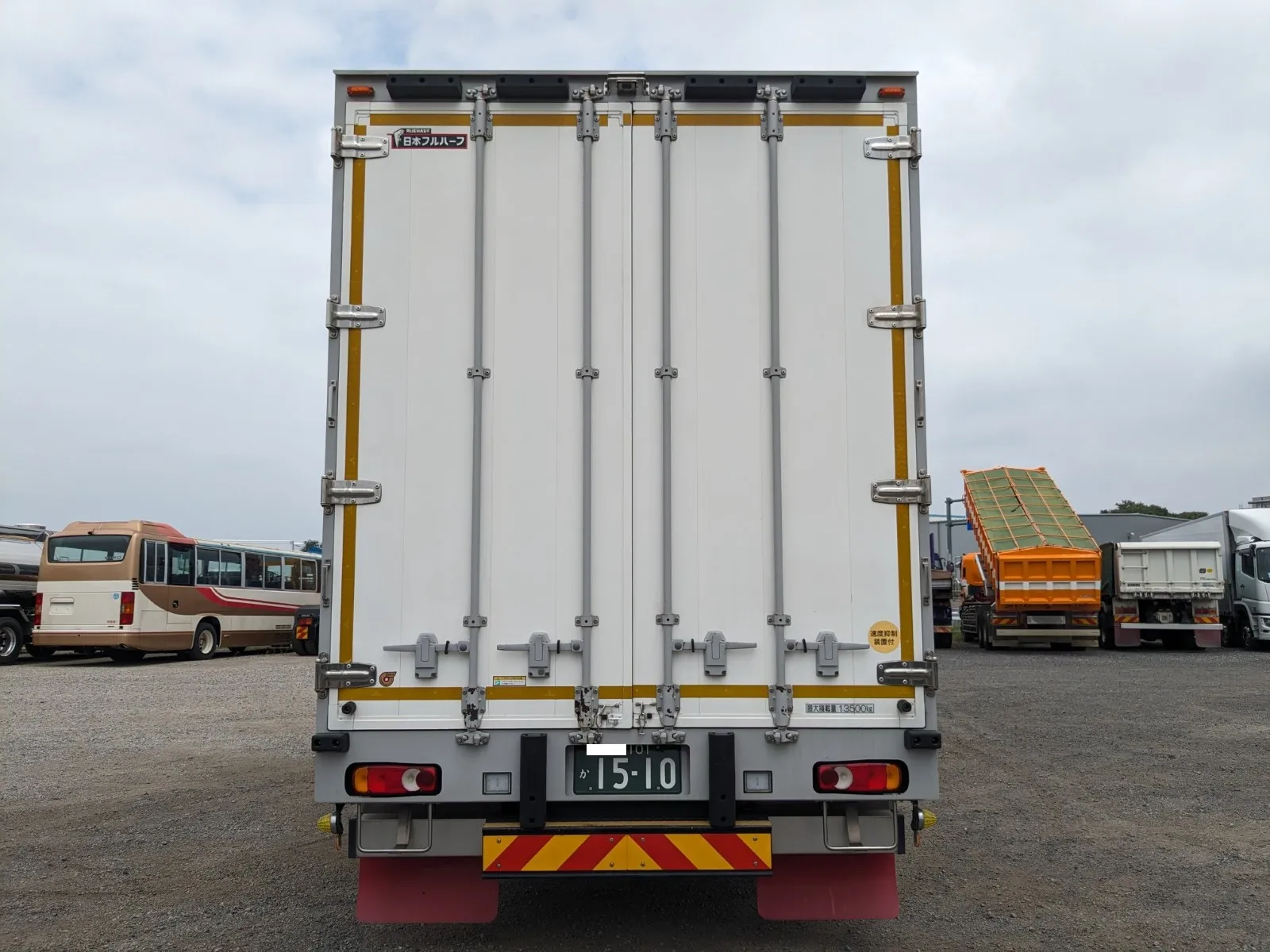 vehicle_image_20260729102322f82jX1WYoR.webp
