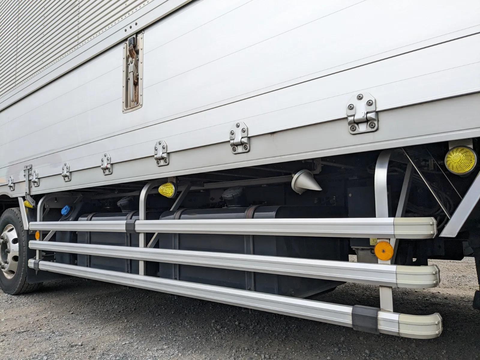vehicle_image_20260729102330Ug2ym5MbiG.webp