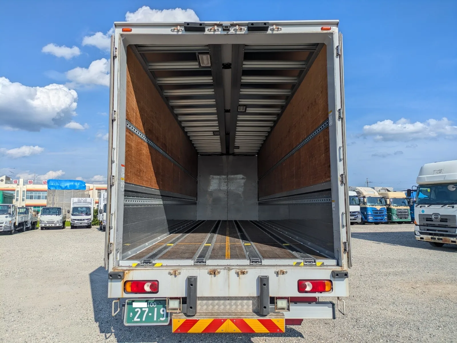vehicle_image_20260728090919nCT8uJJhp7.webp