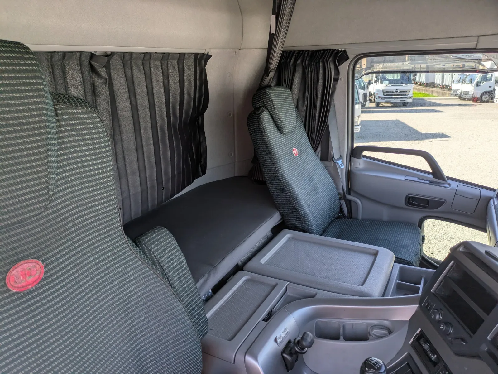 vehicle_image_202607280909323vwtwoFk9J.webp