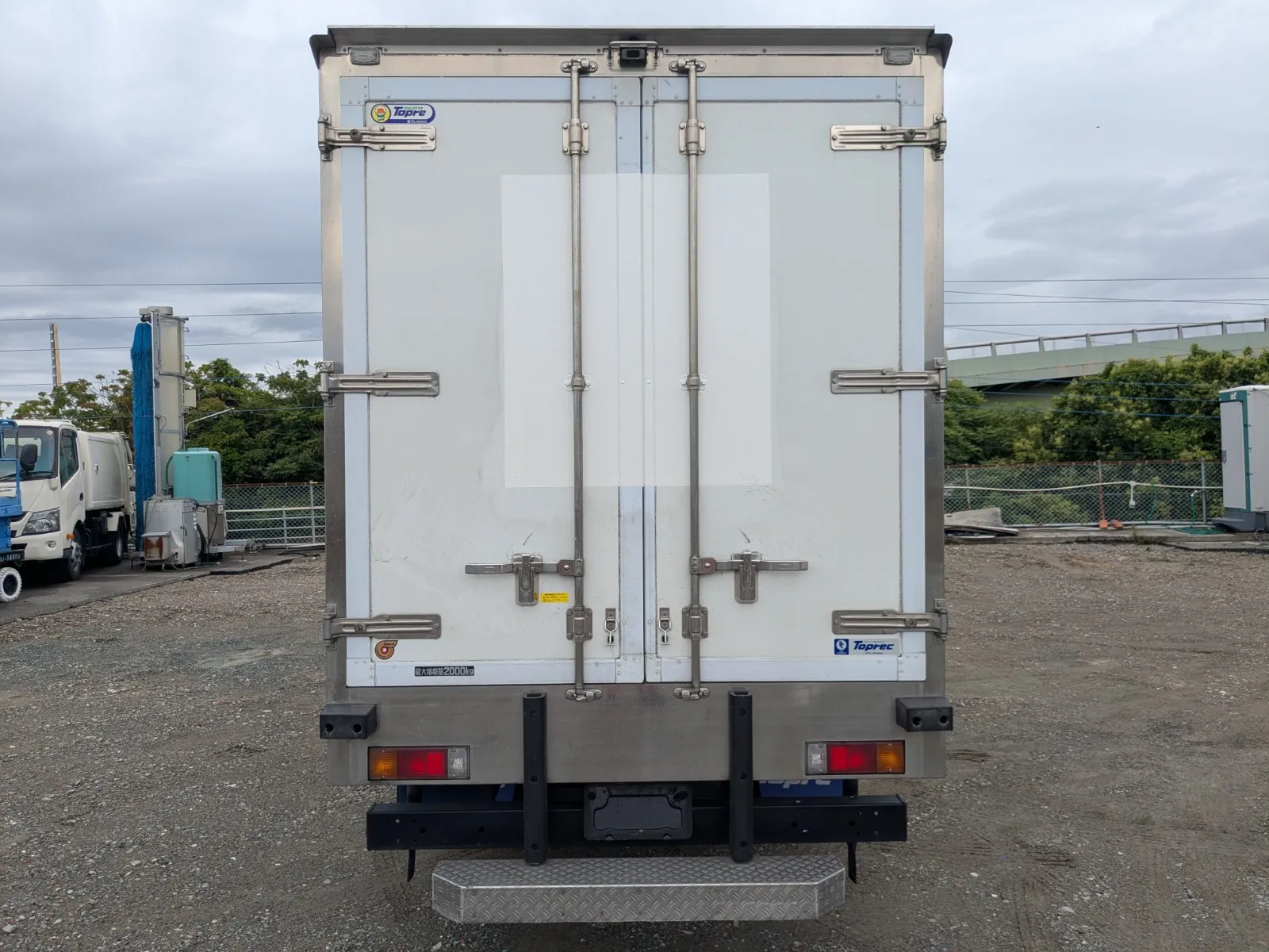 vehicle_image_20260707113112F1EhlYsvza.webp
