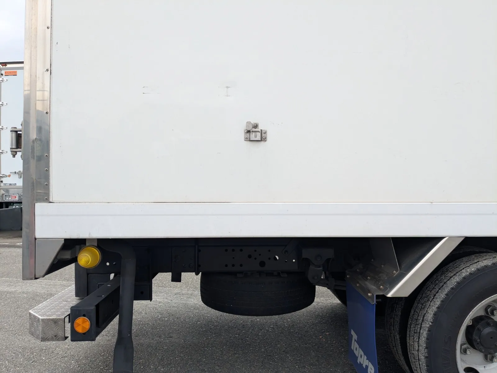 vehicle_image_20260707113120rNpEtDHuKe.webp