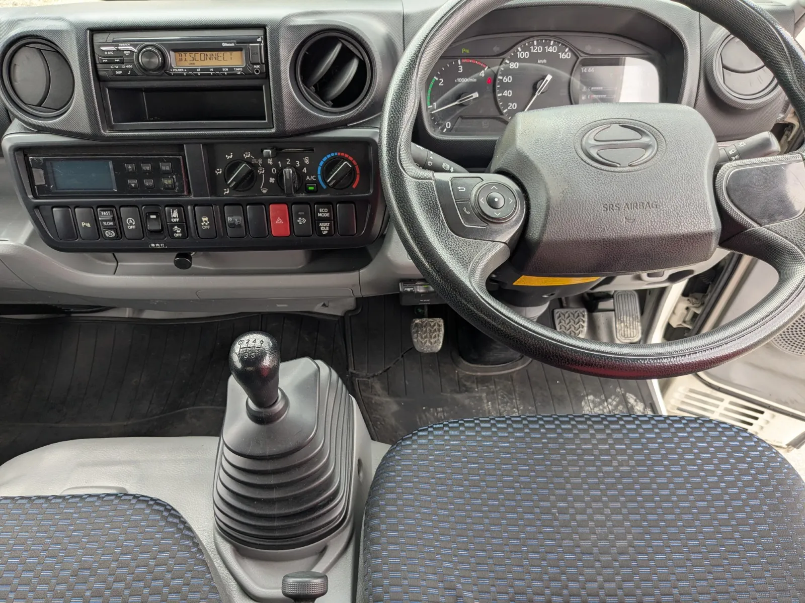 vehicle_image_20260707113123ovNHVqrFd4.webp