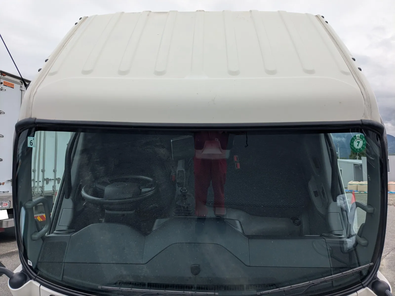 vehicle_image_20260707113125AtE0y7Kgyp.webp
