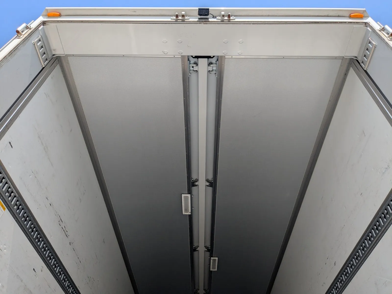vehicle_image_20260713133654NJAwNCaiH7.webp