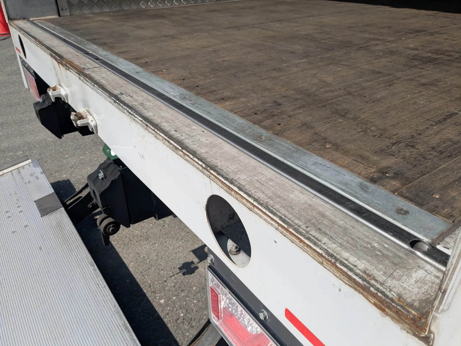 vehicle_image_20260713133654YzxgRyo1Ui.webp
