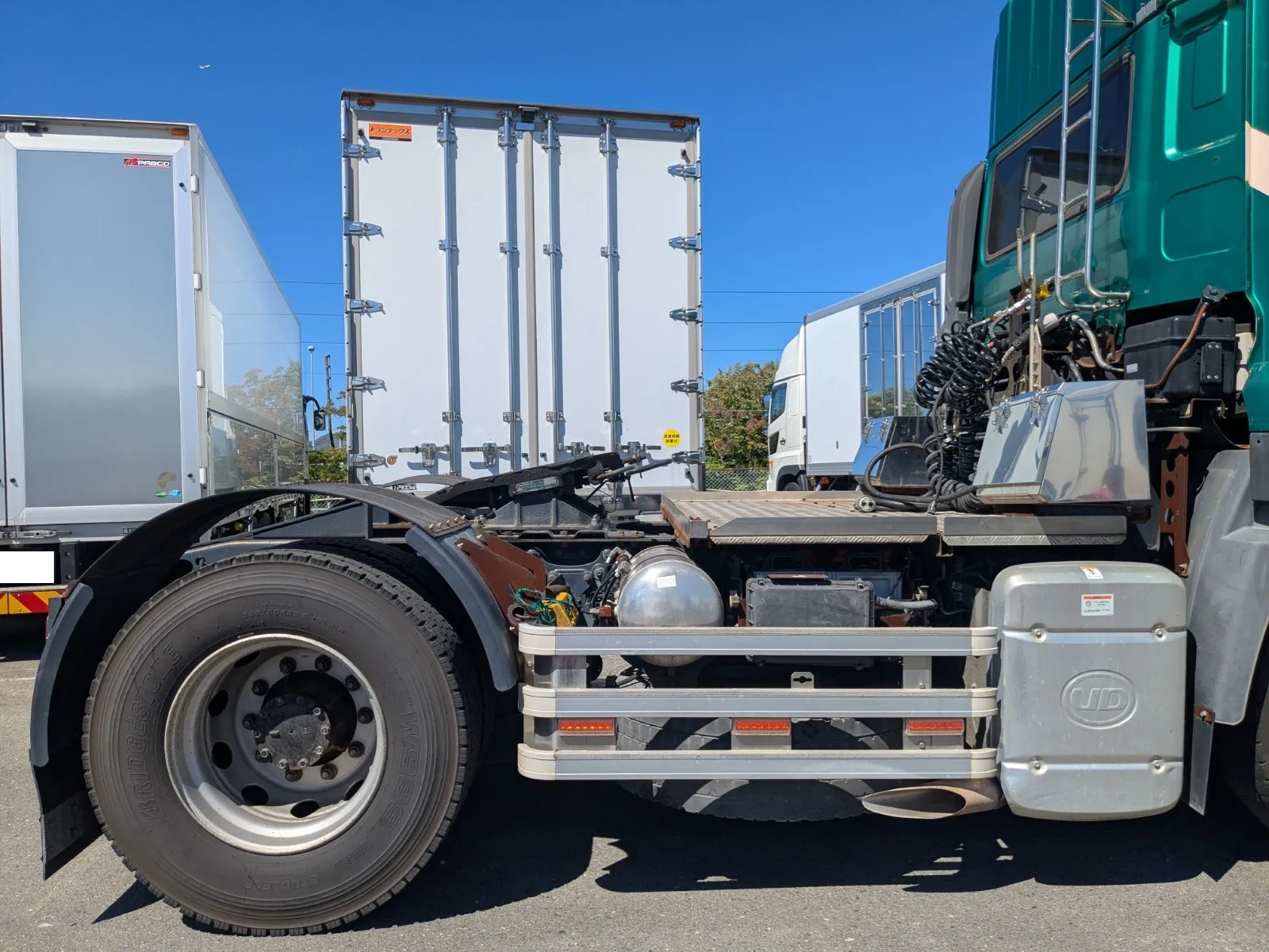 vehicle_image_20260728095302y6Iwyl4vlE.webp