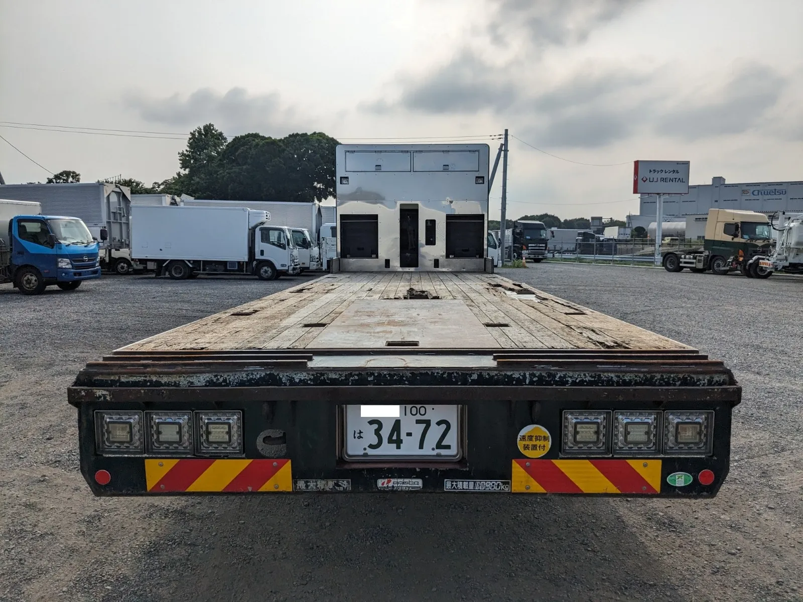 vehicle_image_20260810104826ur2fd1pAxb.webp
