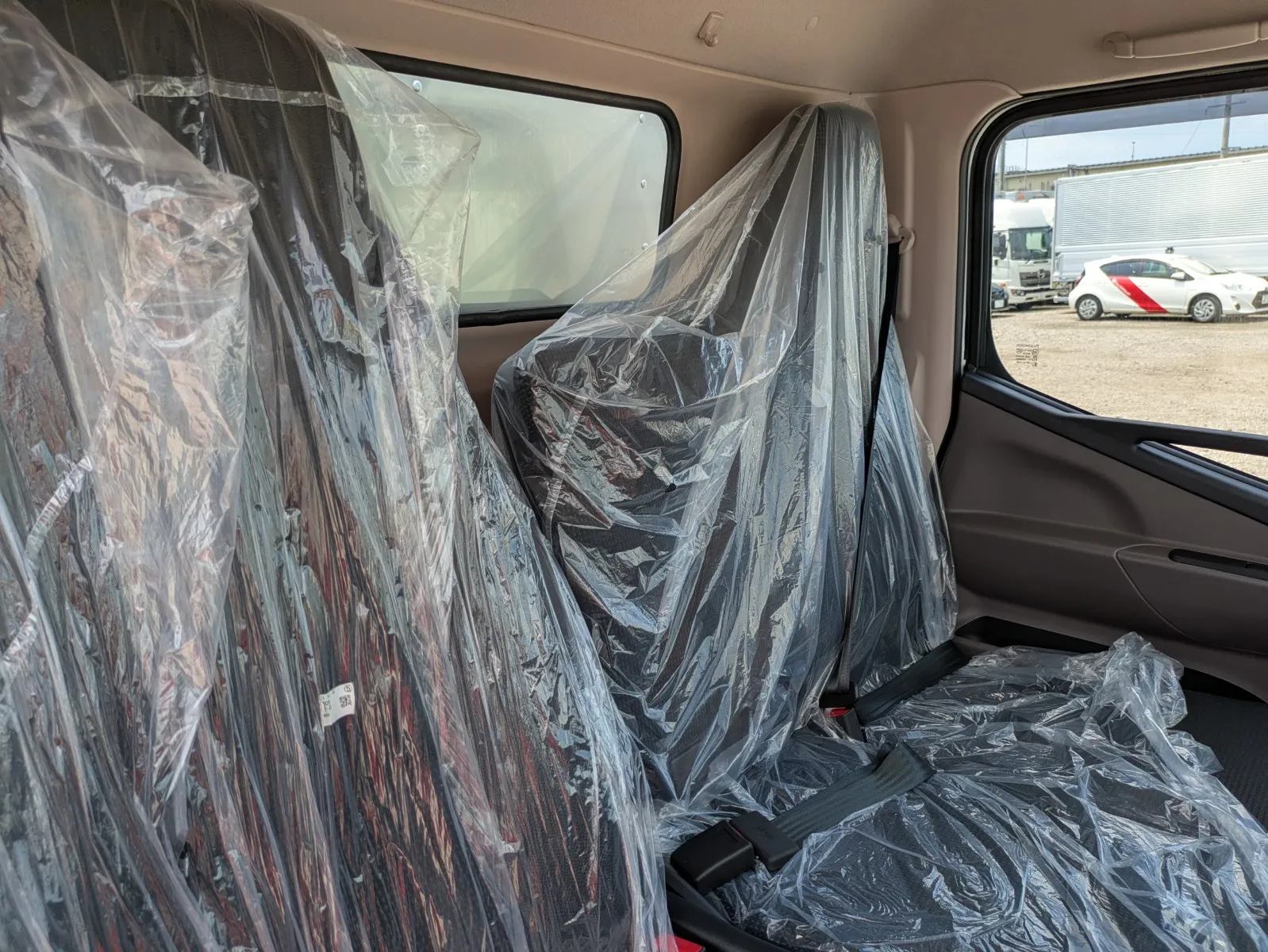 vehicle_image_202607301118345srU21PWP9.webp