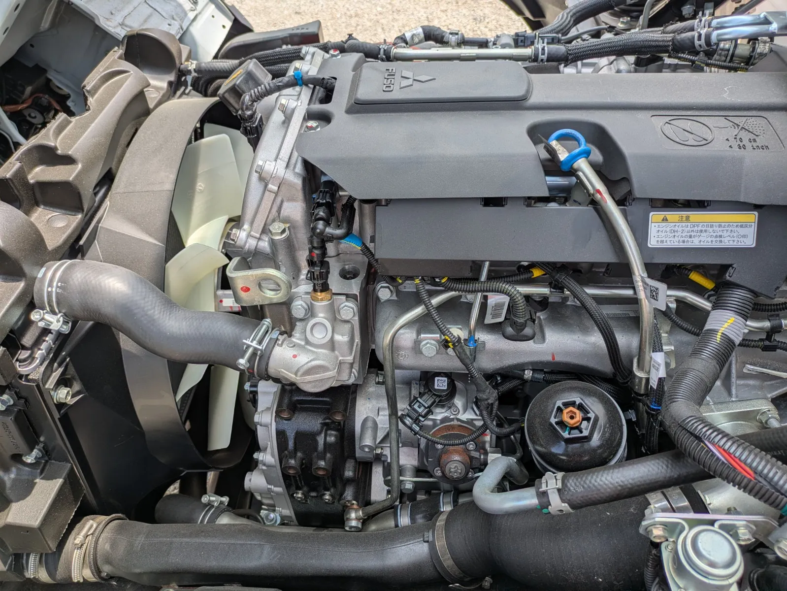 vehicle_image_20260730111836ayTzPz4550.webp