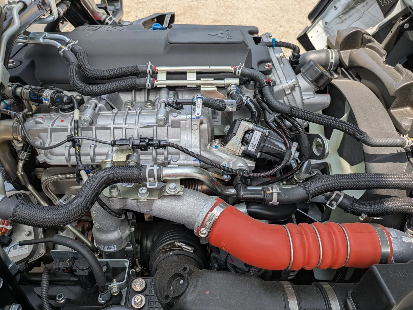vehicle_image_20260730111837ov8IerjlNj.webp