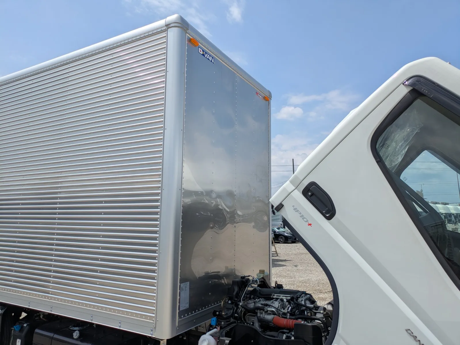 vehicle_image_20260730111837xziJzvNs6U.webp