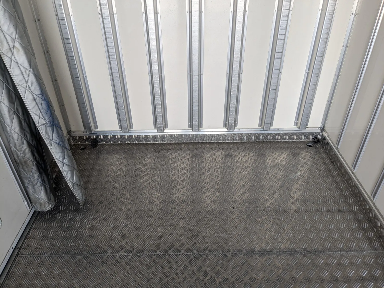 vehicle_image_20260724111913pVKq6D7es5.webp