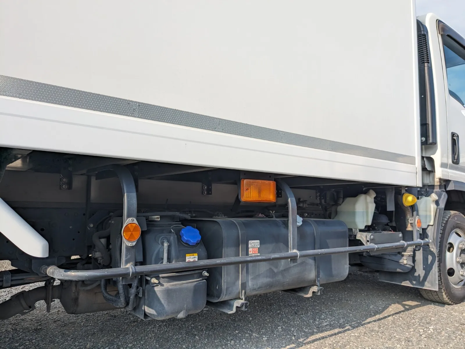 vehicle_image_202607241119192vcNSAwA3e.webp