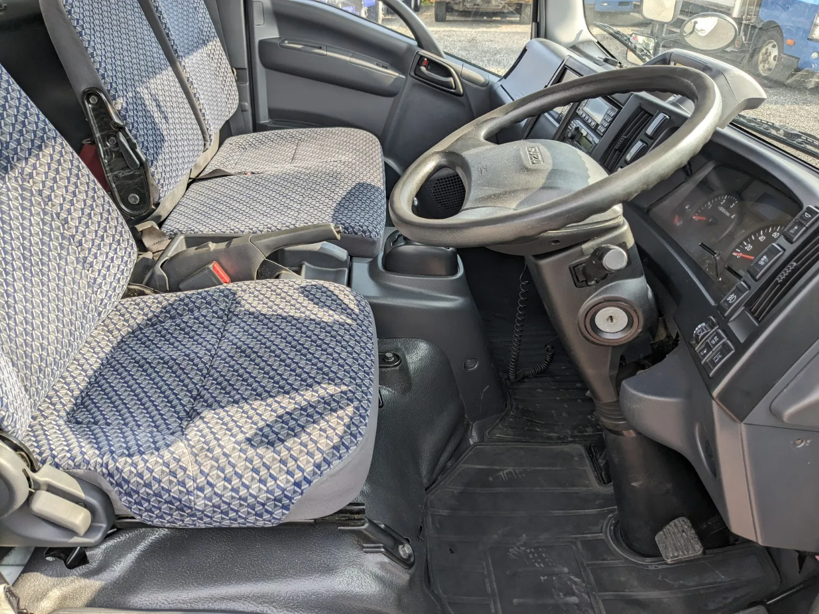 vehicle_image_20260724111920Rztohb8ih9.webp