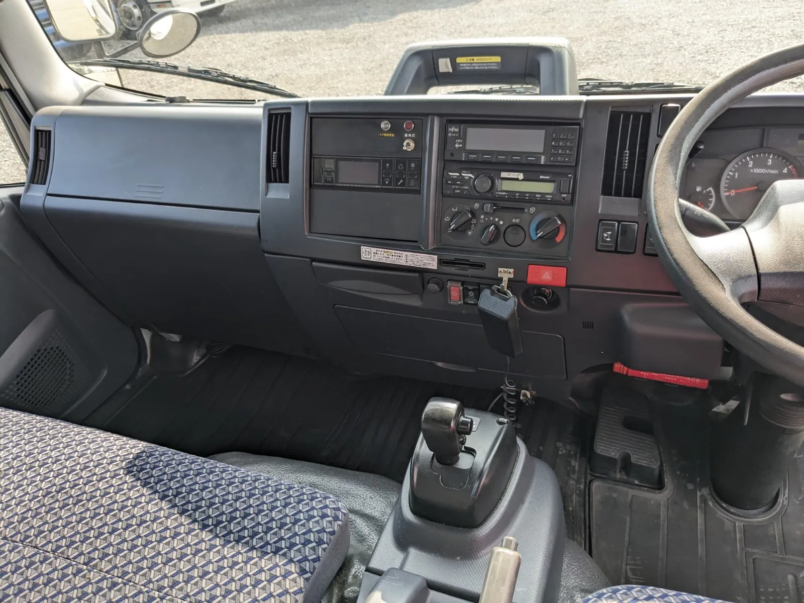 vehicle_image_20260724111921CEX6cEmVEE.webp