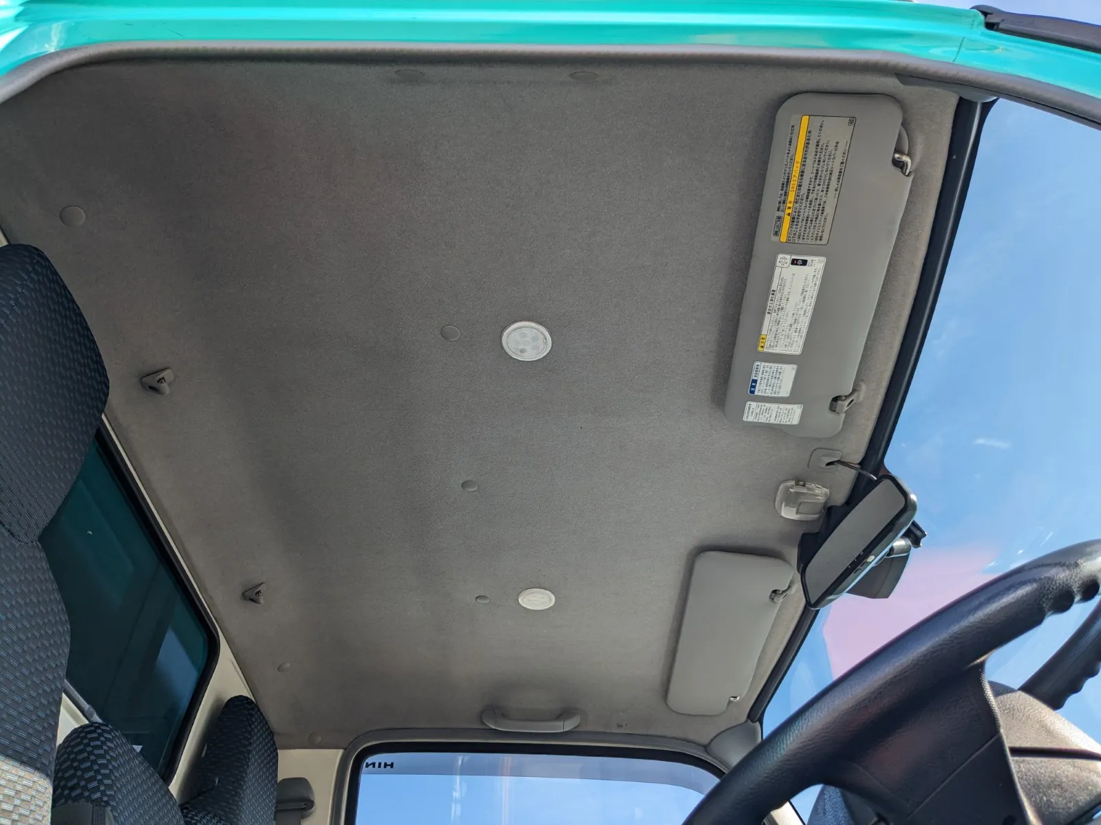 vehicle_image_20260804131415Qx5SYmQwMc.webp