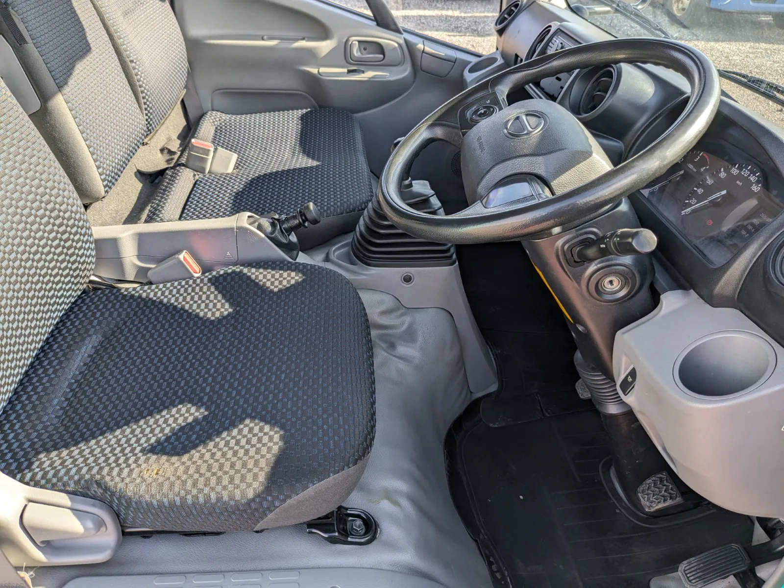 vehicle_image_20260804131415R20wsq5kBB.webp