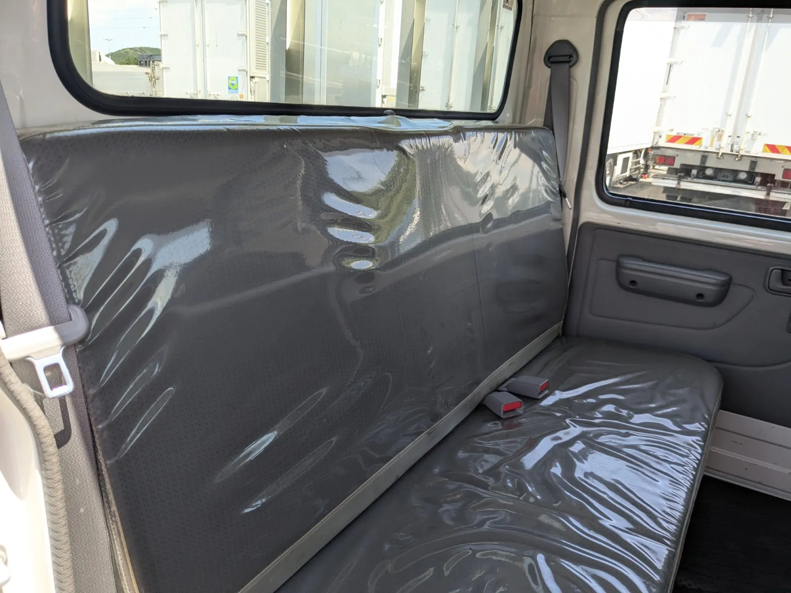vehicle_image_20260803095823Z6IsTqrgYS.webp