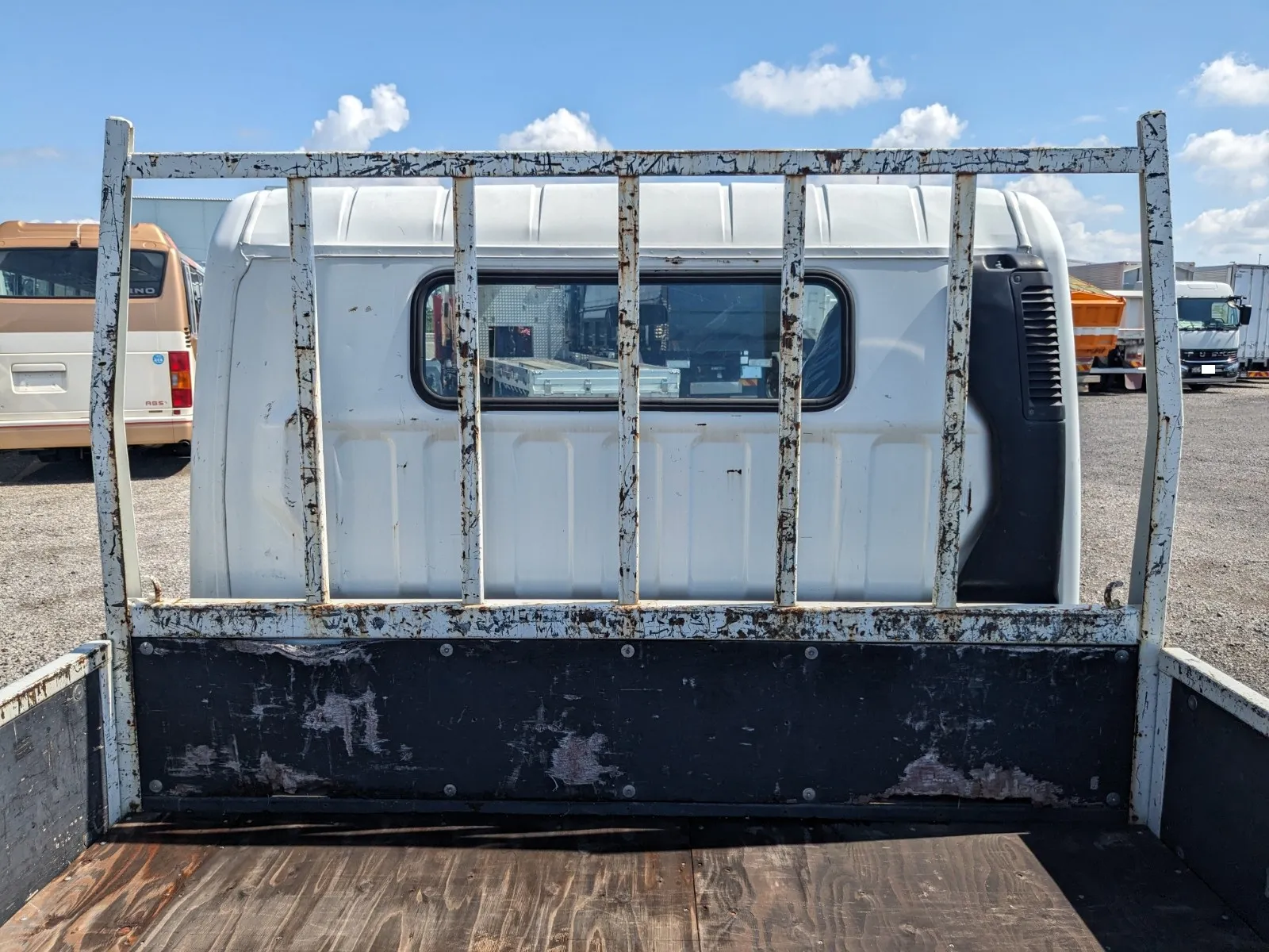 vehicle_image_20260810164624ySlc1r7V2g.webp