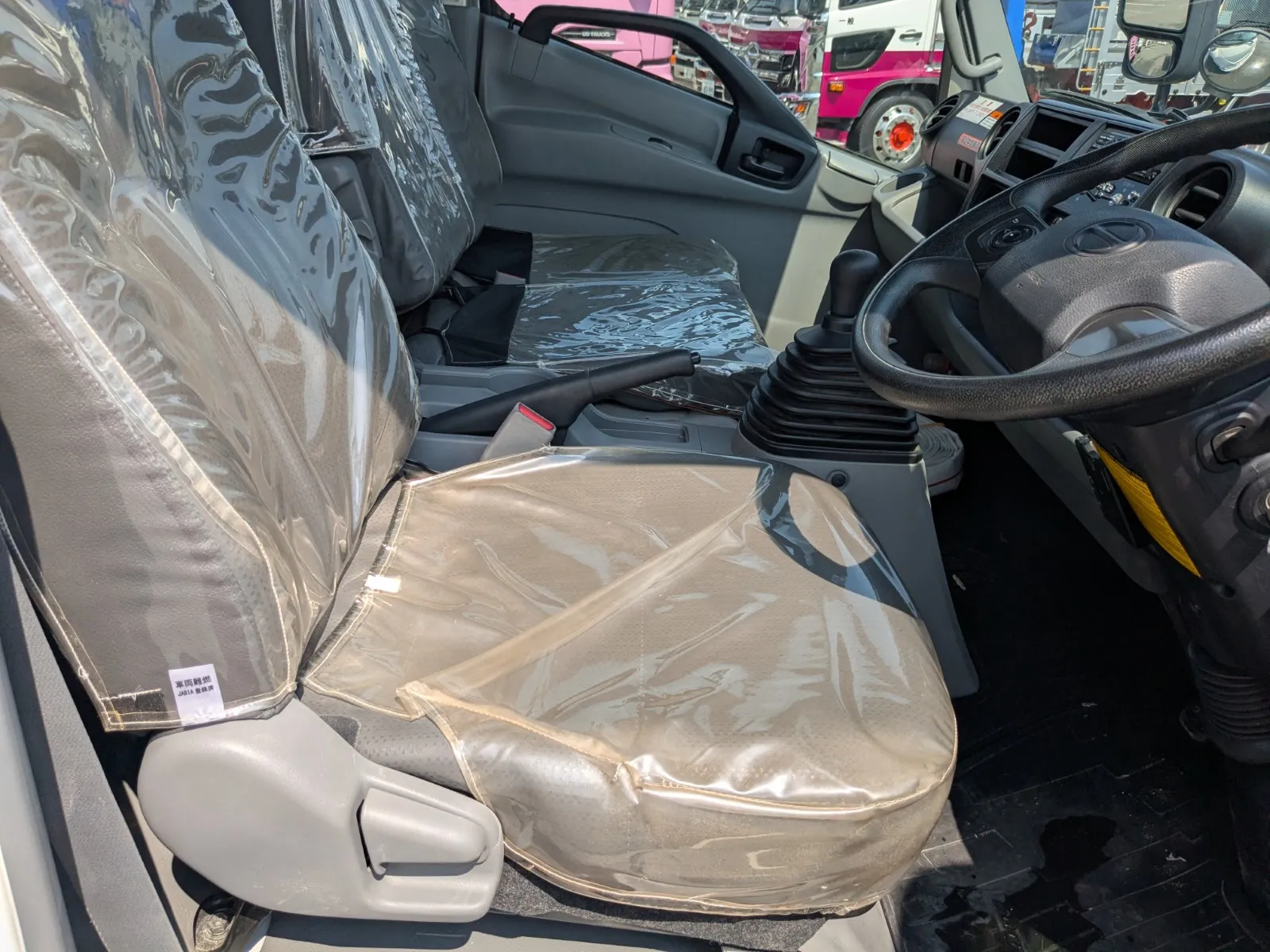 vehicle_image_20260727144533DeNDn63T8z.webp