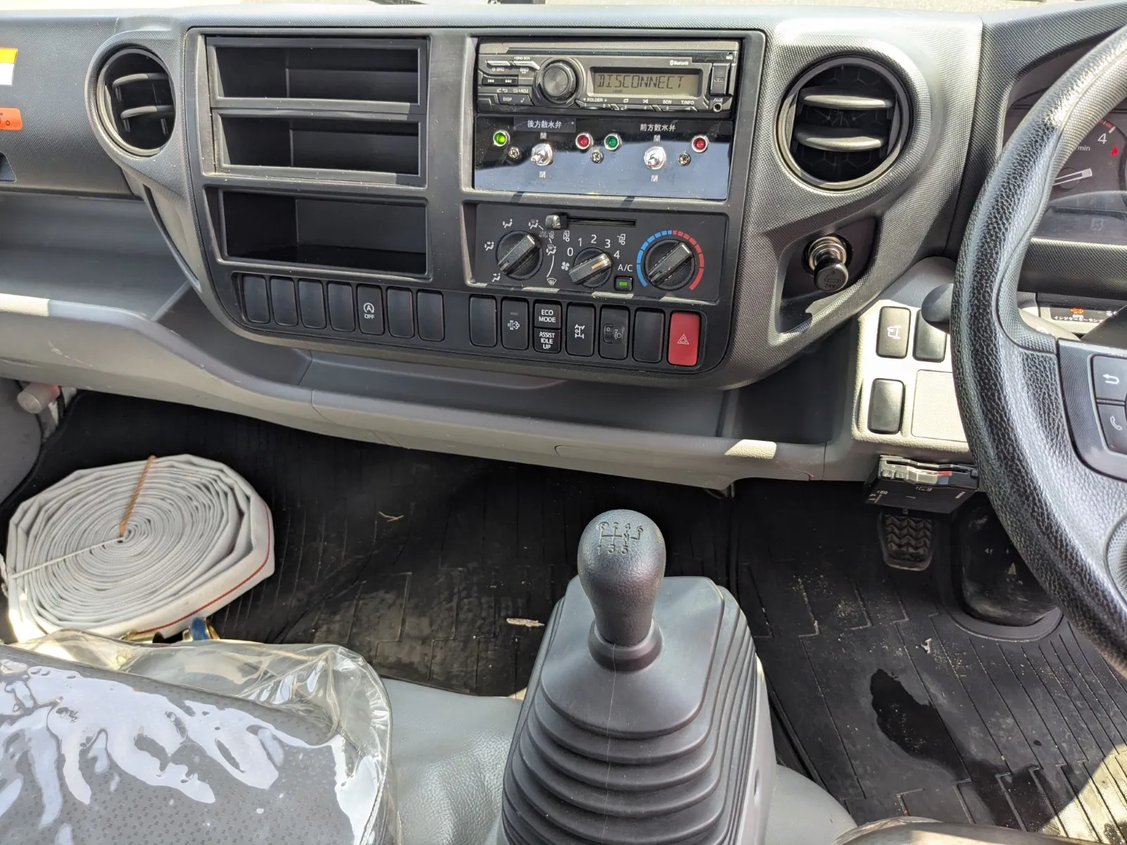 vehicle_image_20260727144533gUnVdst738.webp