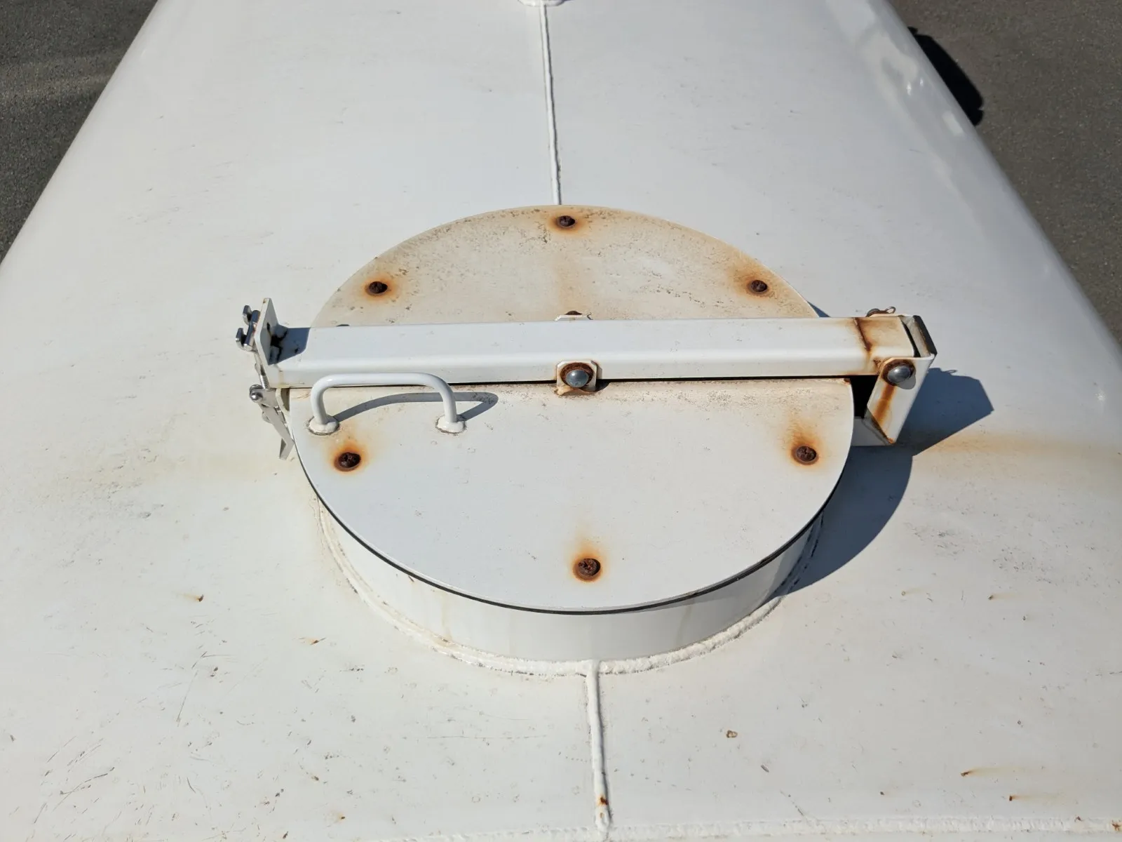 vehicle_image_20260731095430PcrS24fv3q.webp