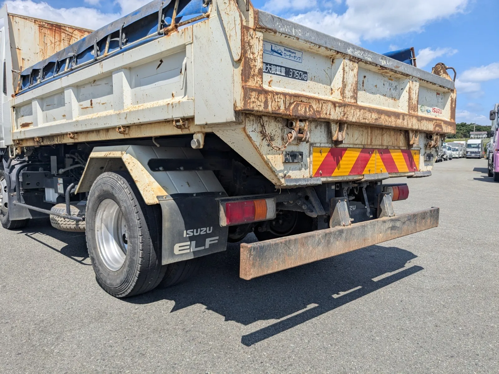 vehicle_image_20260731100750CgemkW7jSf.webp