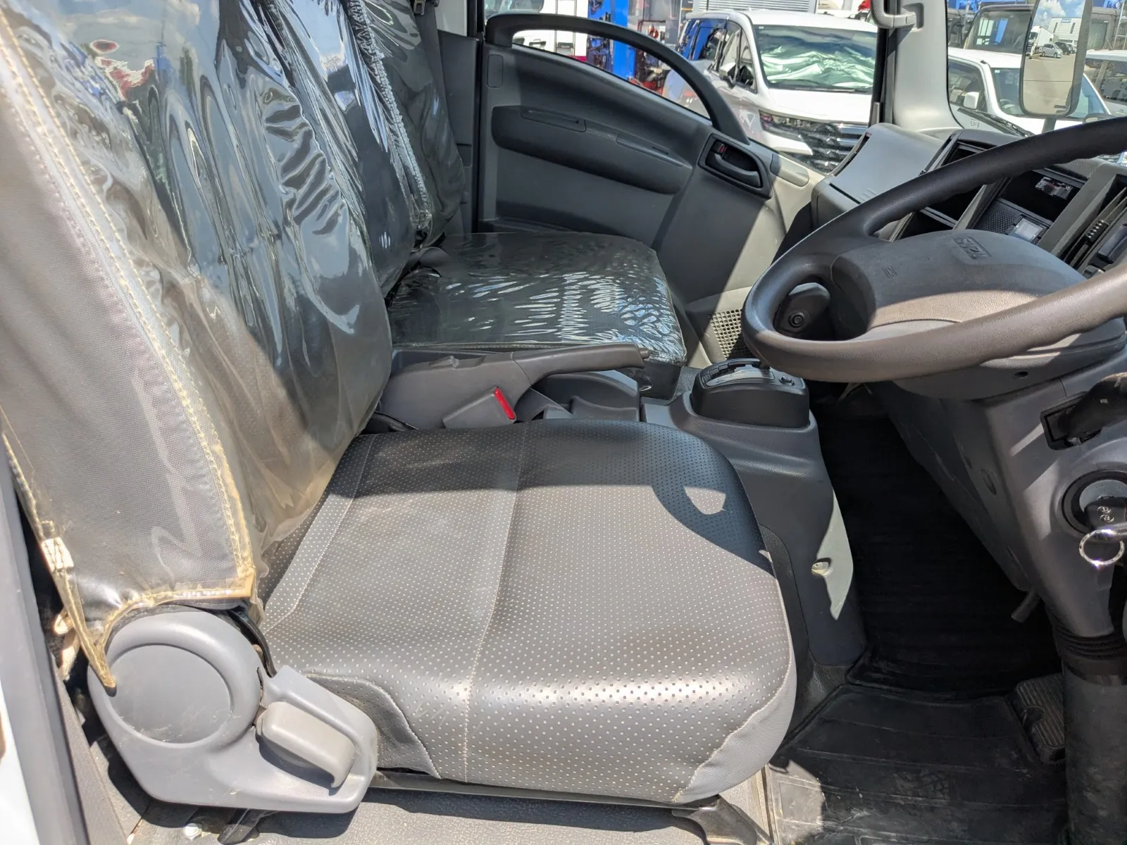 vehicle_image_20260731100802rp9uaO9EhV.webp