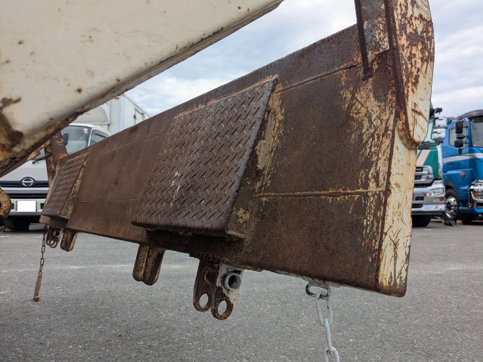 vehicle_image_20260803103534mTxu0DoA7i.webp