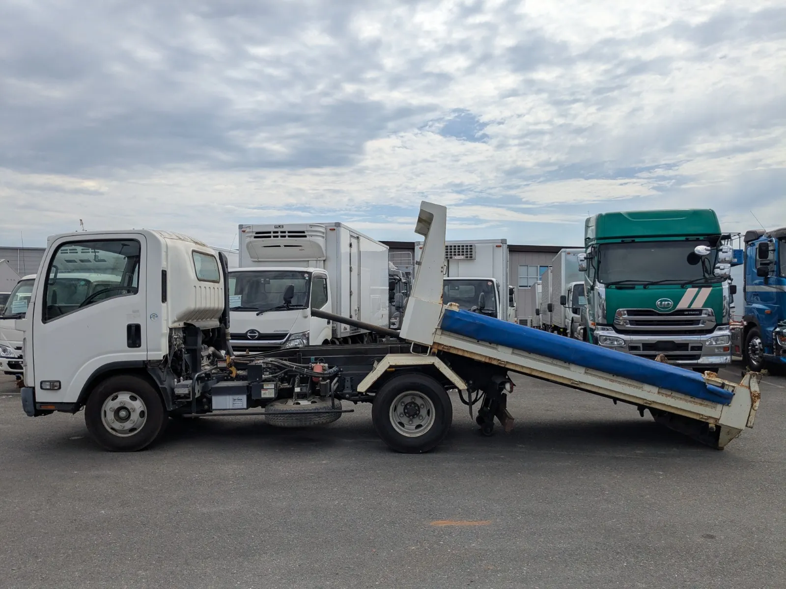vehicle_image_20260803103540H1dNDJ1Uk0.webp