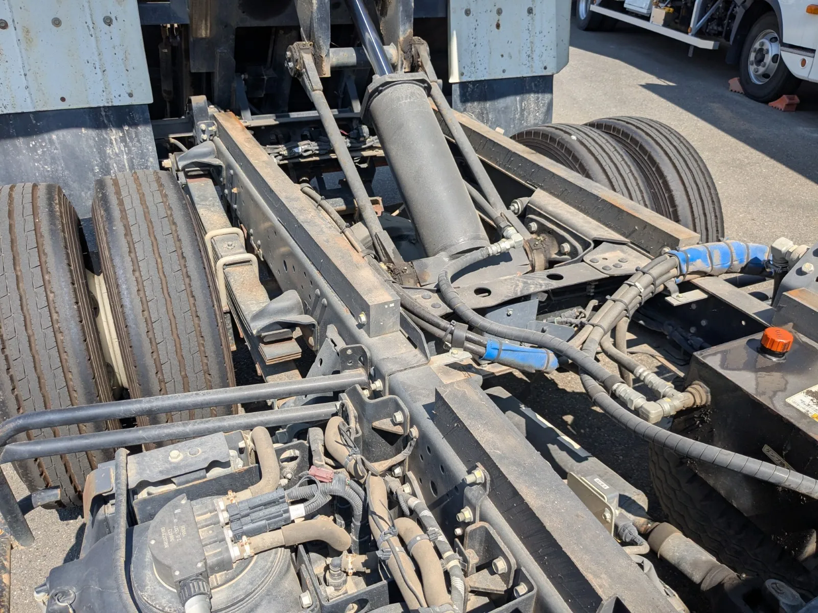 vehicle_image_20260803103552oxb9Md7vrd.webp