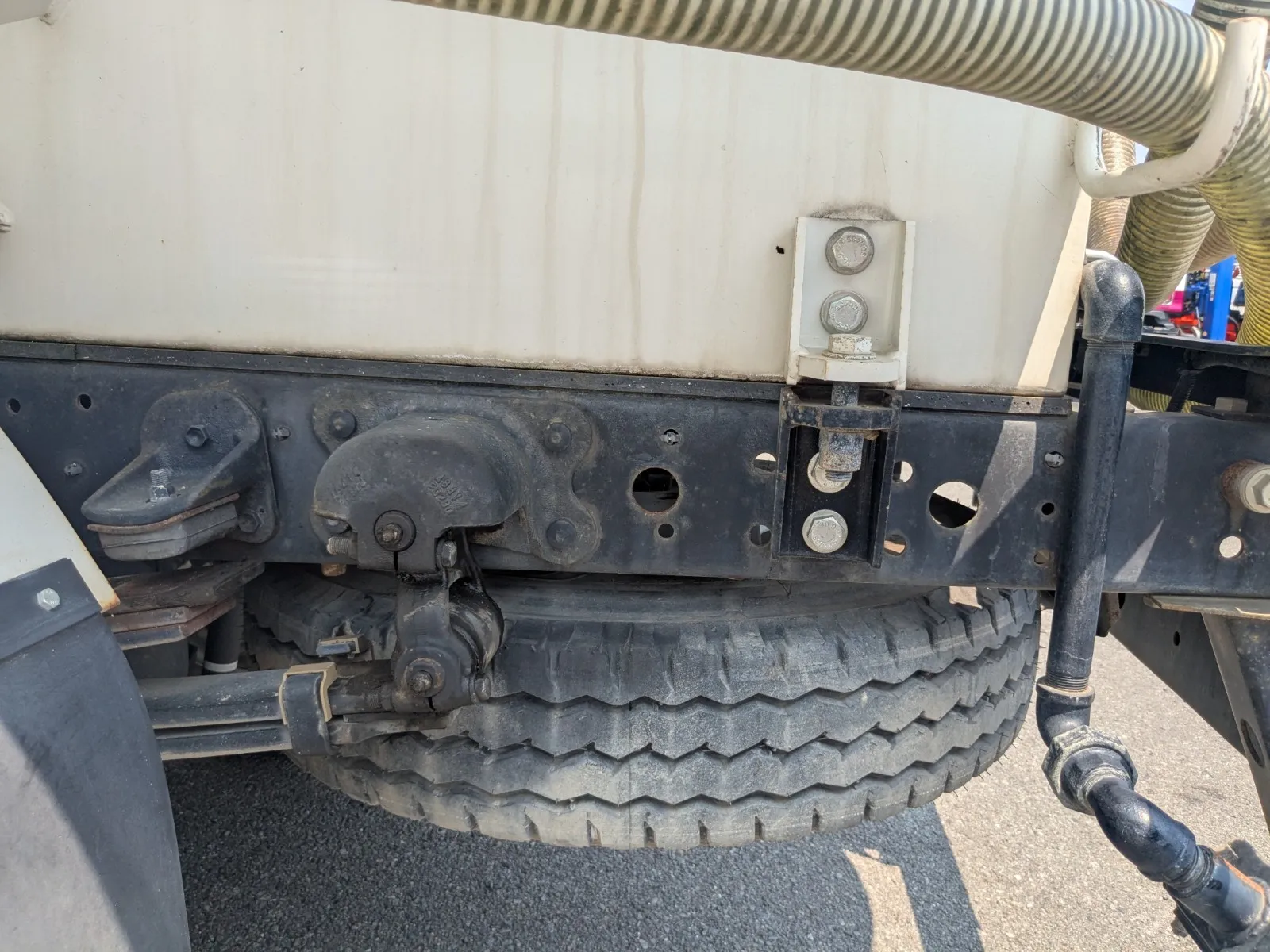 vehicle_image_20260727145419zyf3ChMKrW.webp
