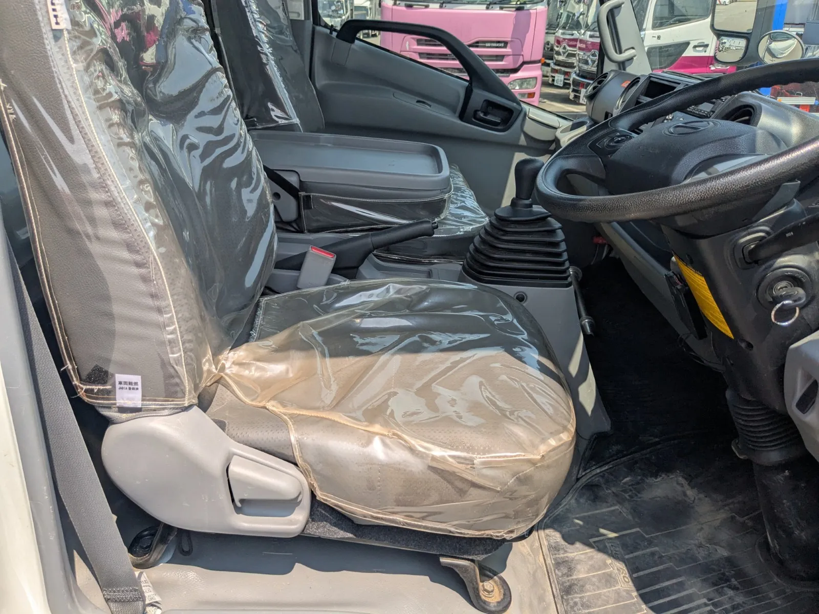 vehicle_image_202607271454230mzyiuDgII.webp