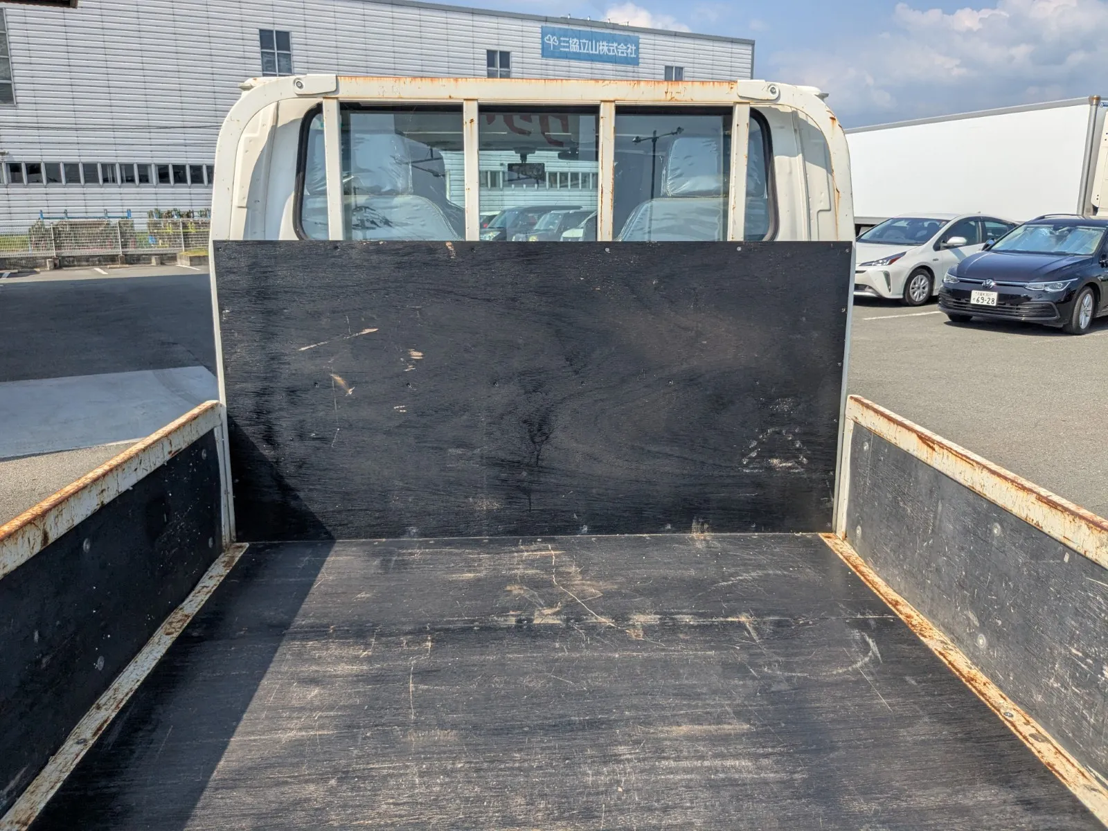 vehicle_image_20260727153854hMfFWQWcsX.webp