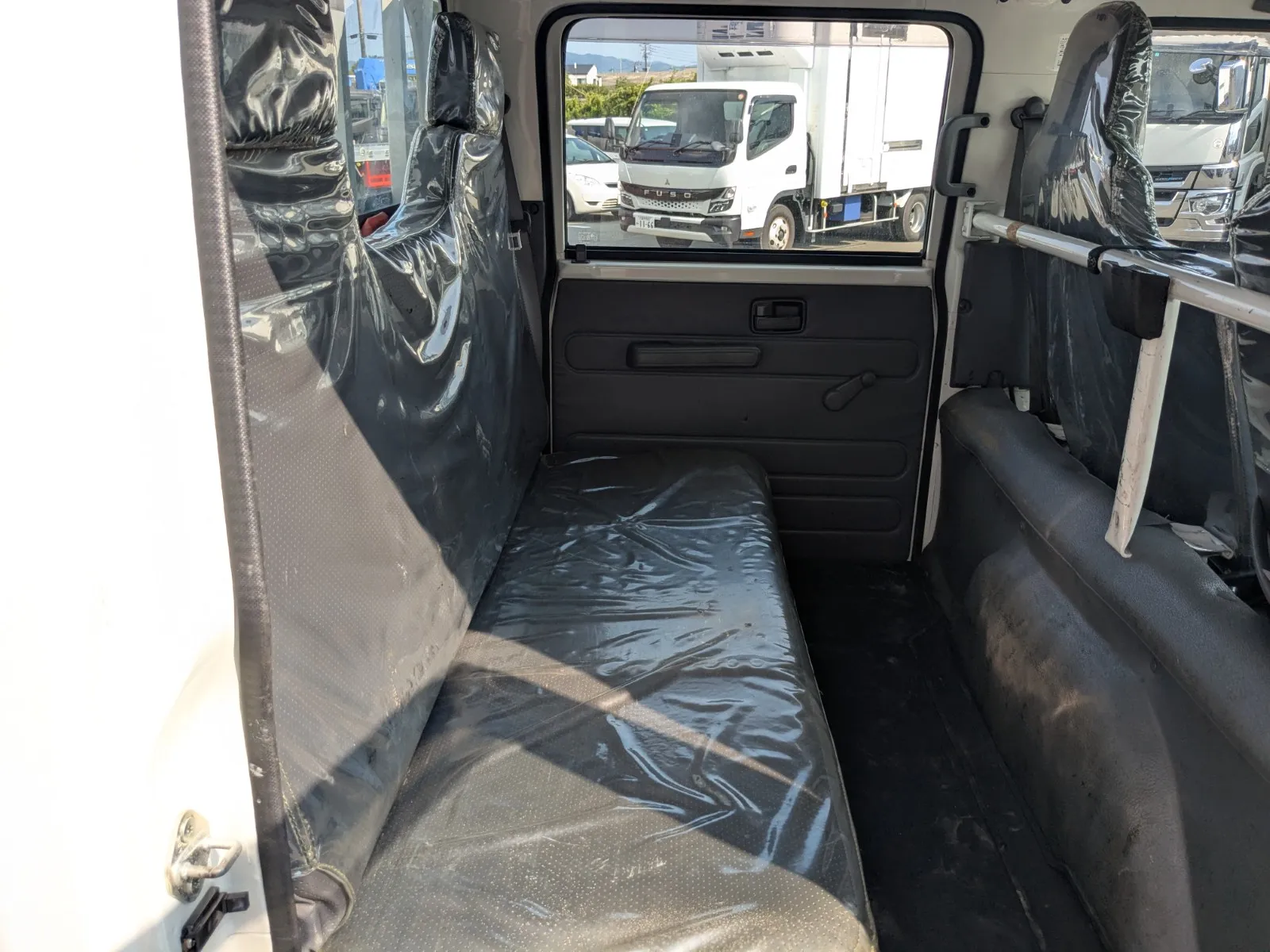 vehicle_image_20260727153901kp5qM19yEE.webp