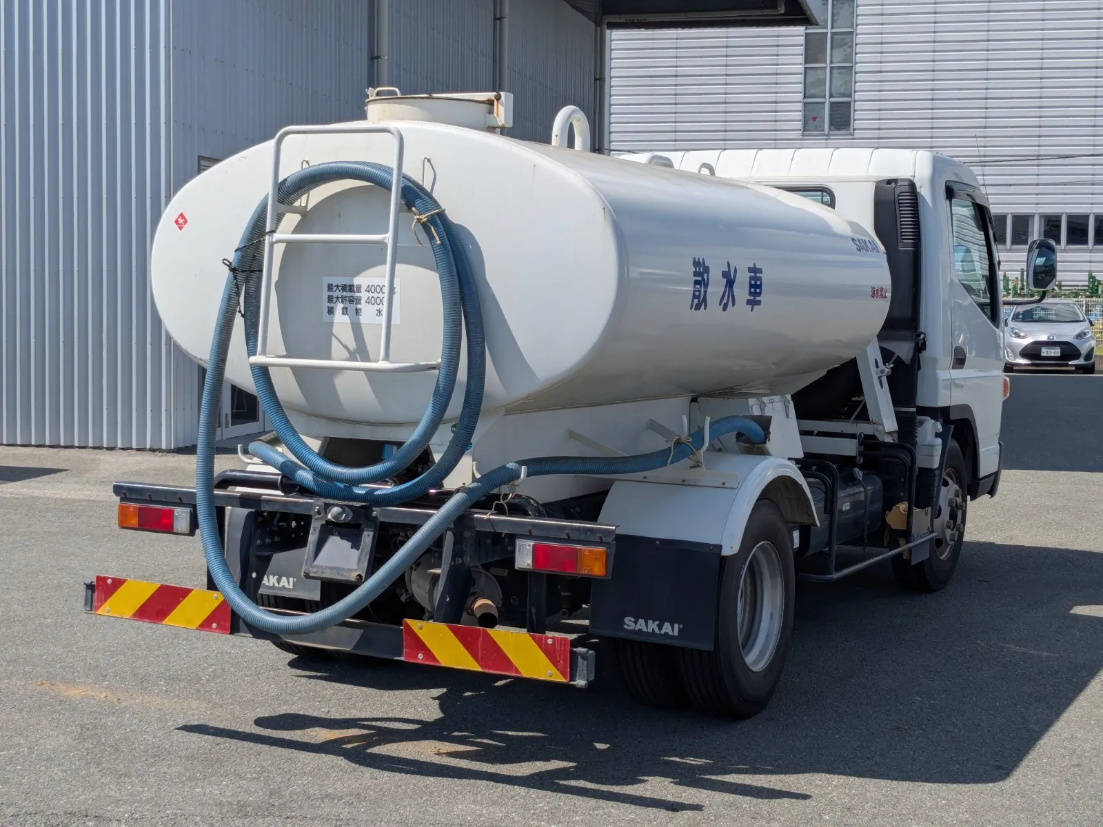 vehicle_image_202607311000120zxGBLijCT.webp