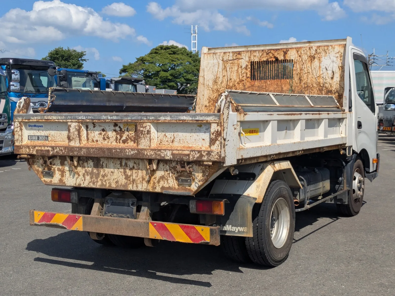 vehicle_image_20260810114231uBasgIGcmj.webp