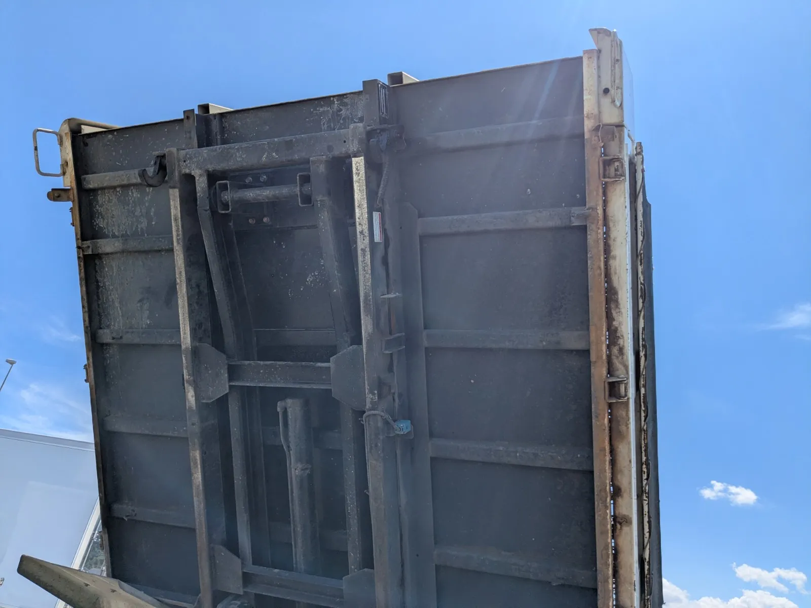 vehicle_image_20260810114240x0vNrYbQqp.webp