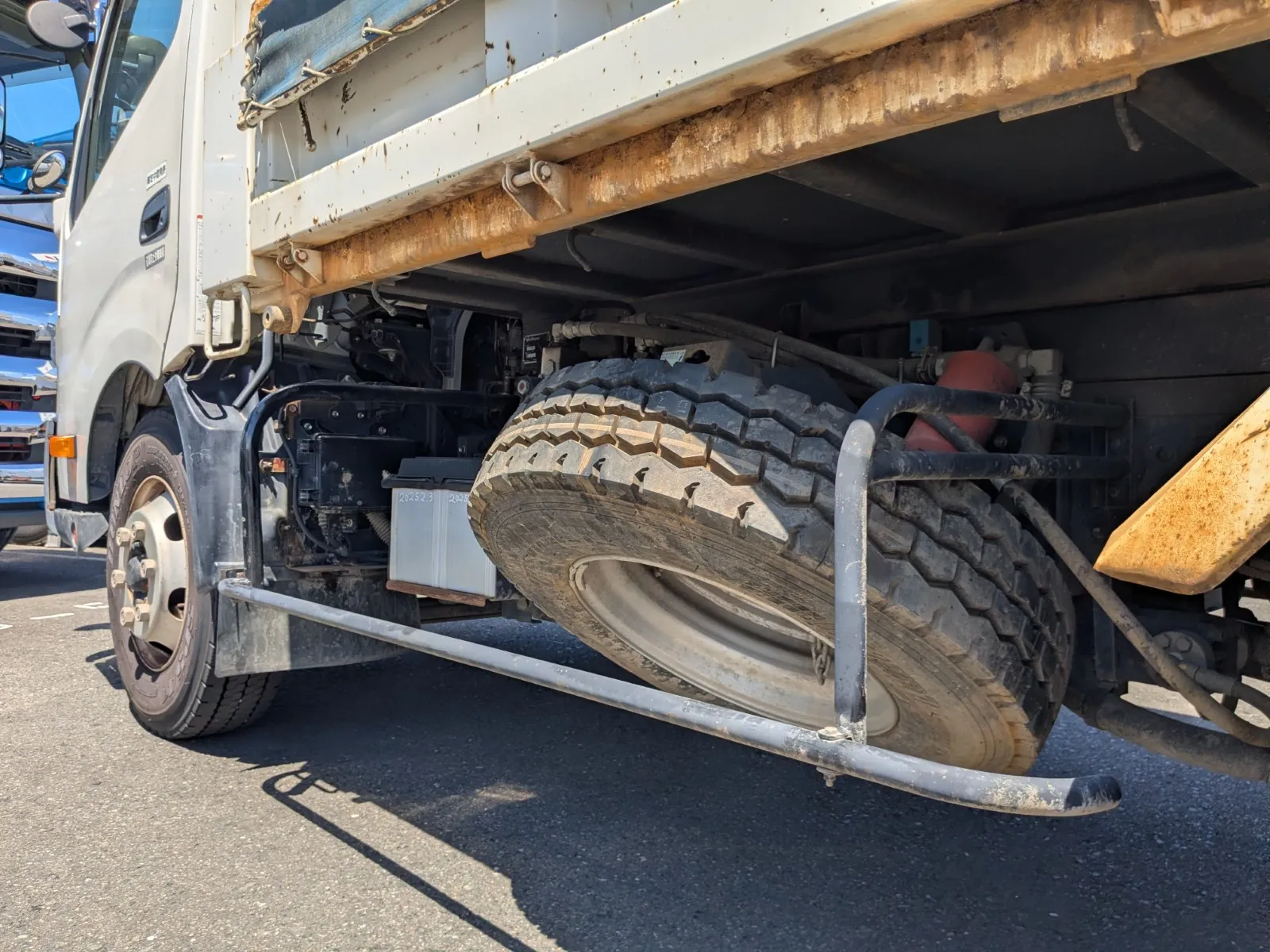 vehicle_image_20260810114243adKDiFvJRo.webp