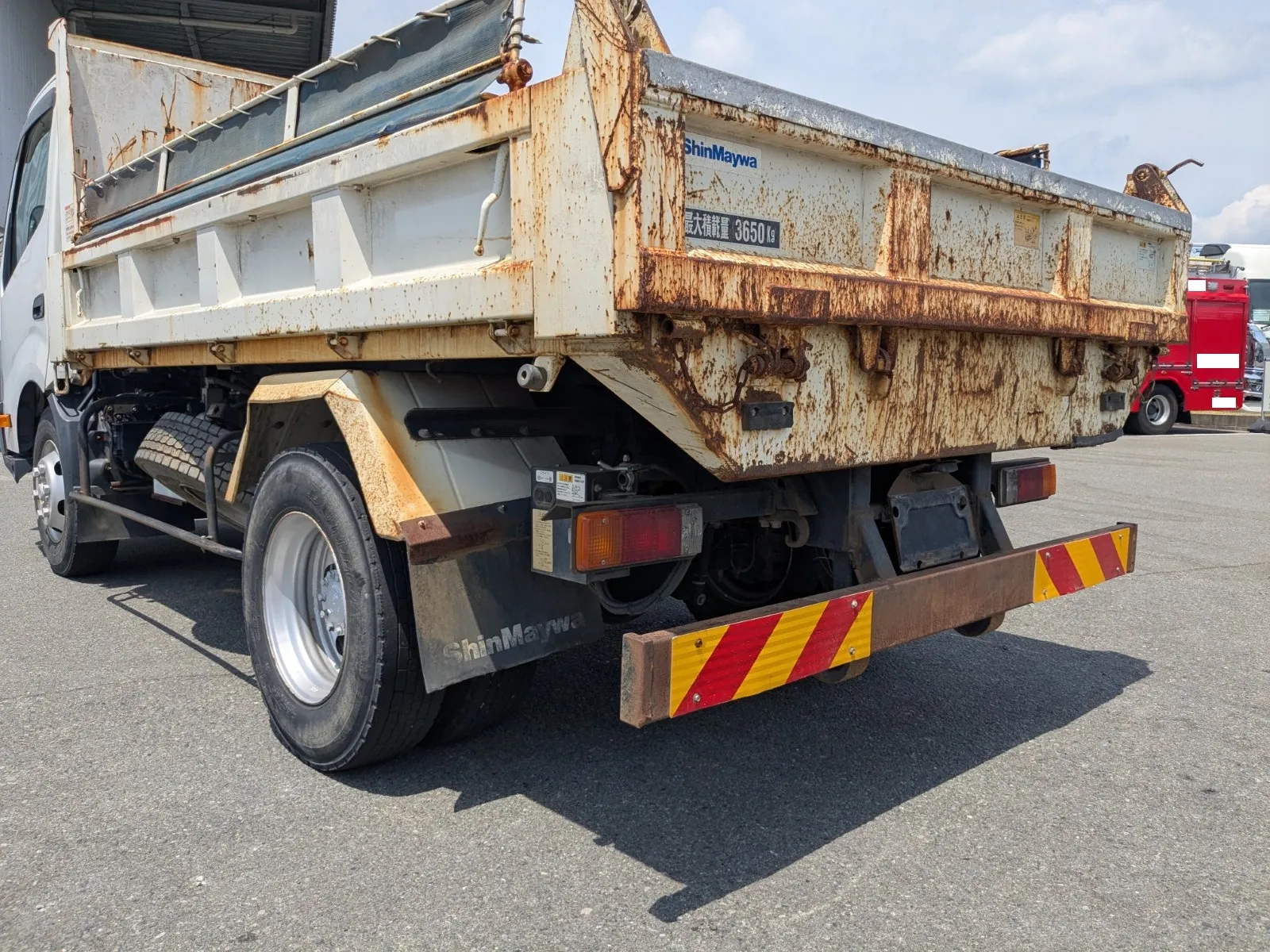 vehicle_image_20260803090221ROHr8RTWmX.webp